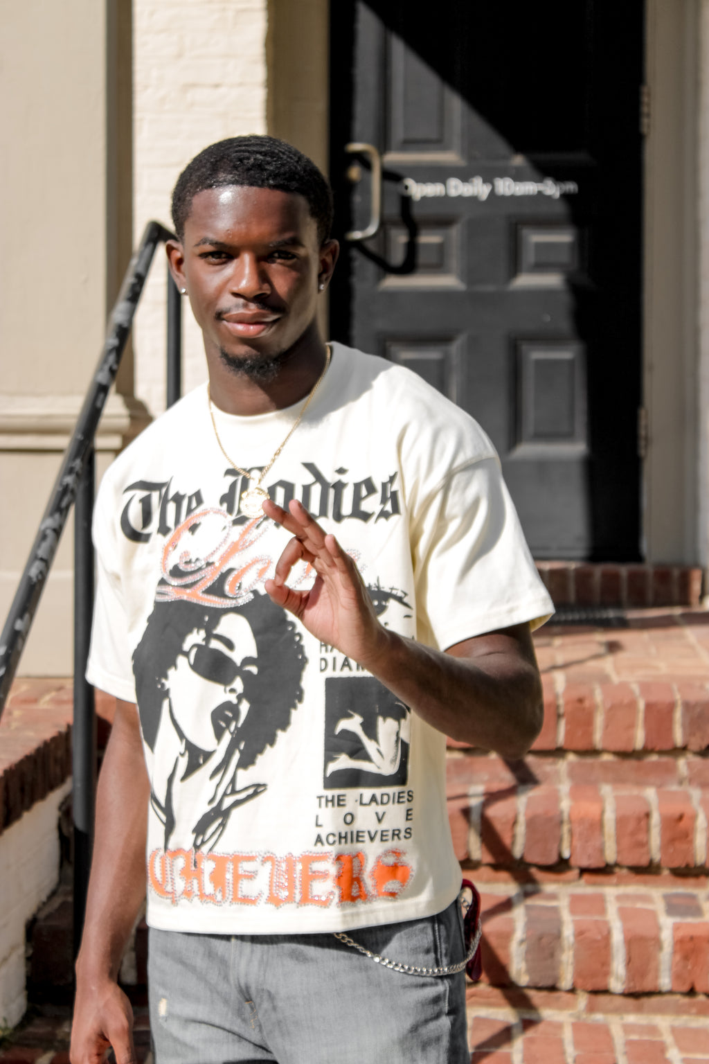 Ladies Love ACHIEVERS Tee